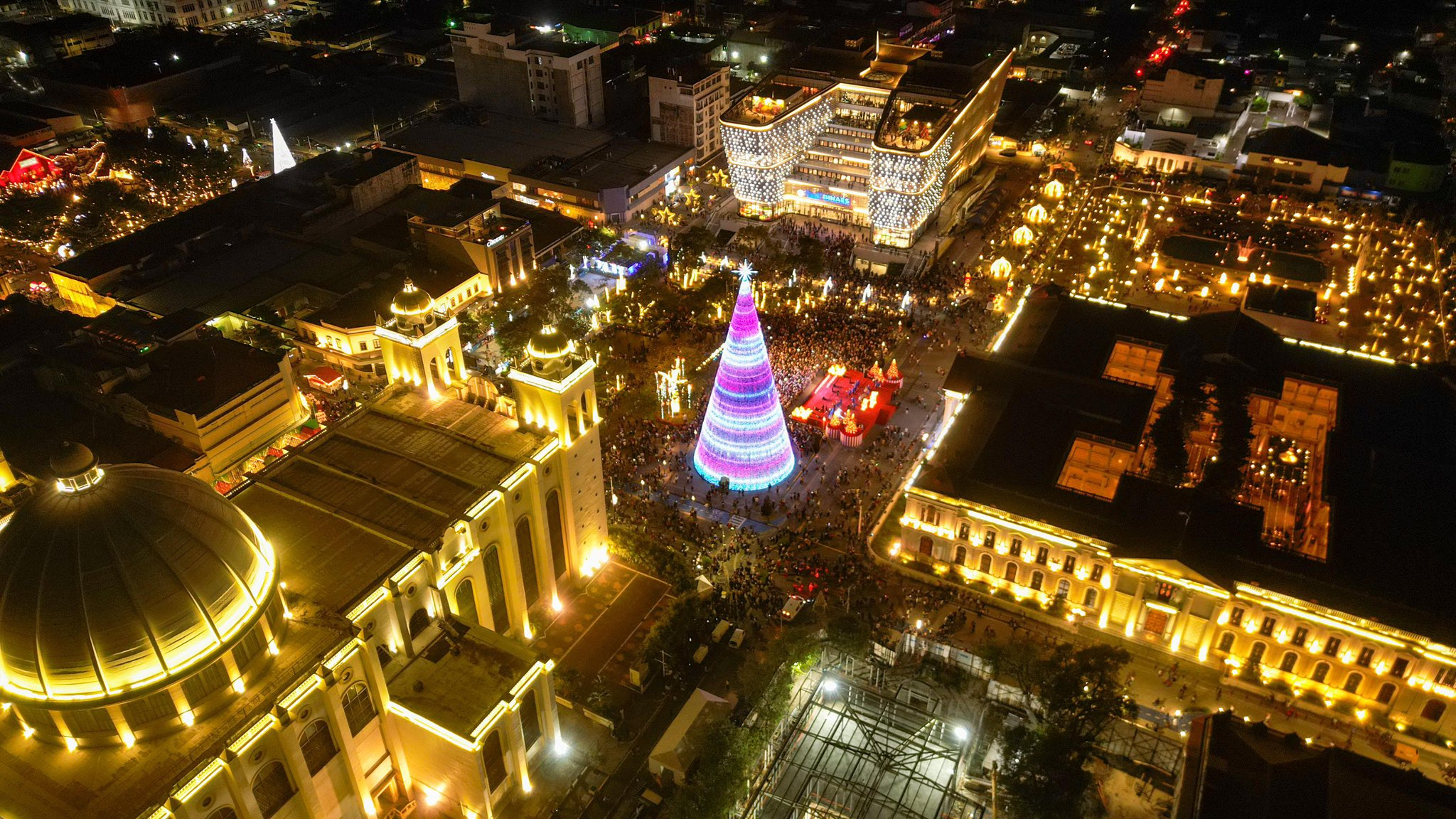 el-salvador-experimenta-un-boom-turistico-segun-analisis-de-santander